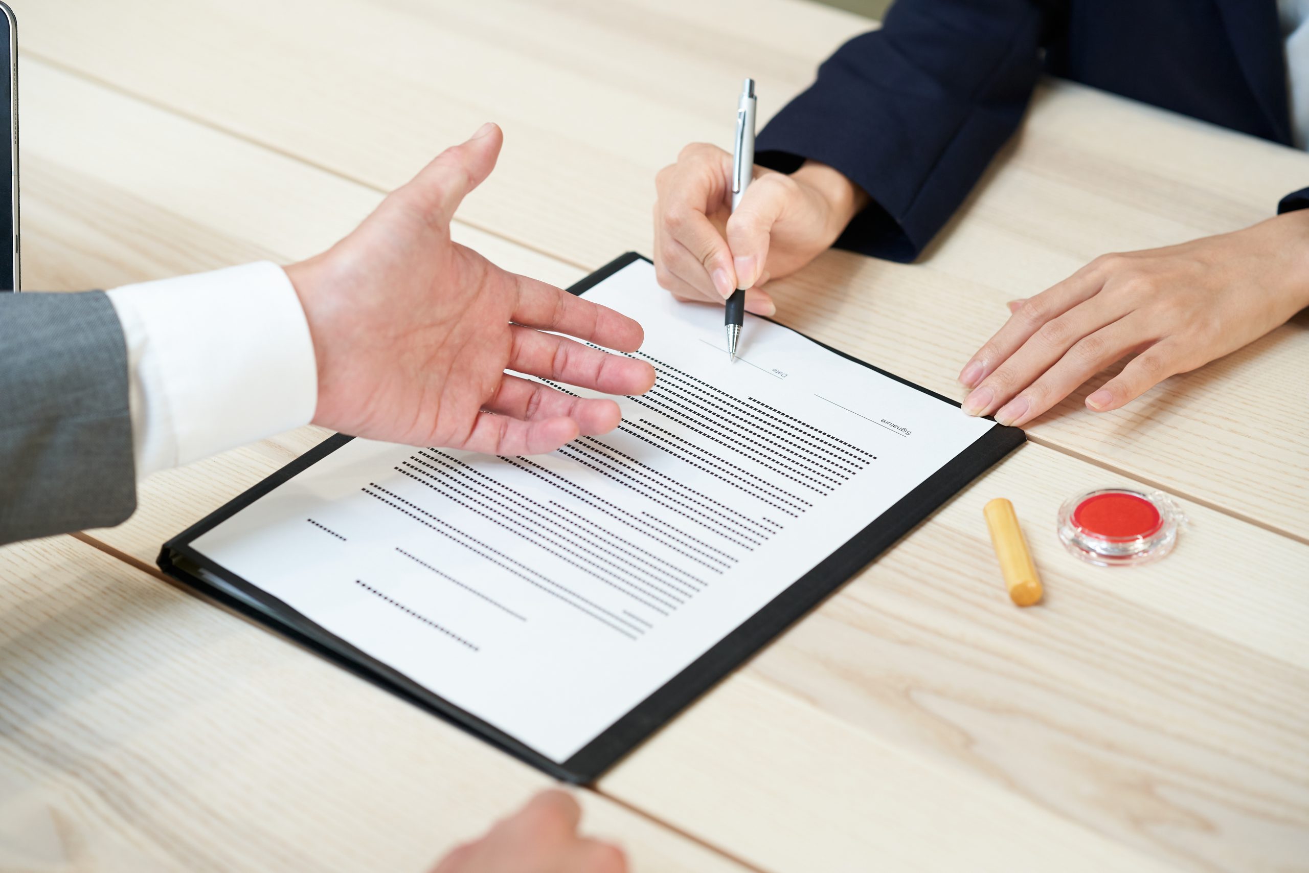 Rescisão de Contrato de Aluguel Comercial: Quais as multas aplicáveis e os direitos do locatário?